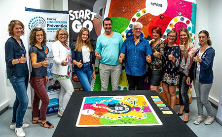 équipe LIANCE devant le plateau de jeu START GO pour Safety day