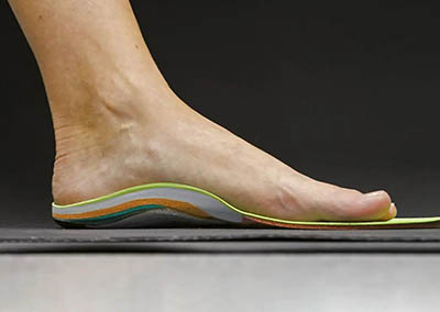 pied sur une semelle SCAT PRO